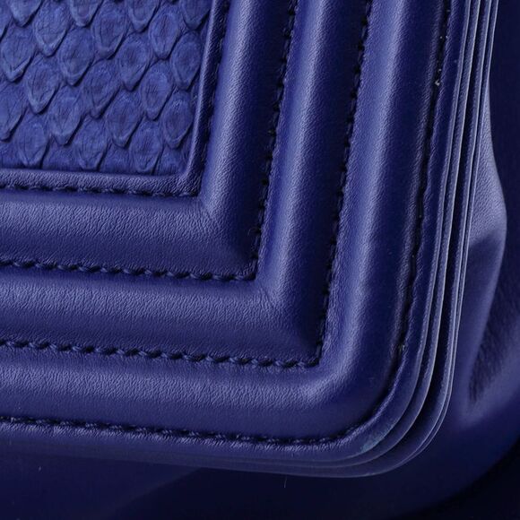 Chanel Boy Flap Bag Python Old Medium Blue - Picture 7 of 8